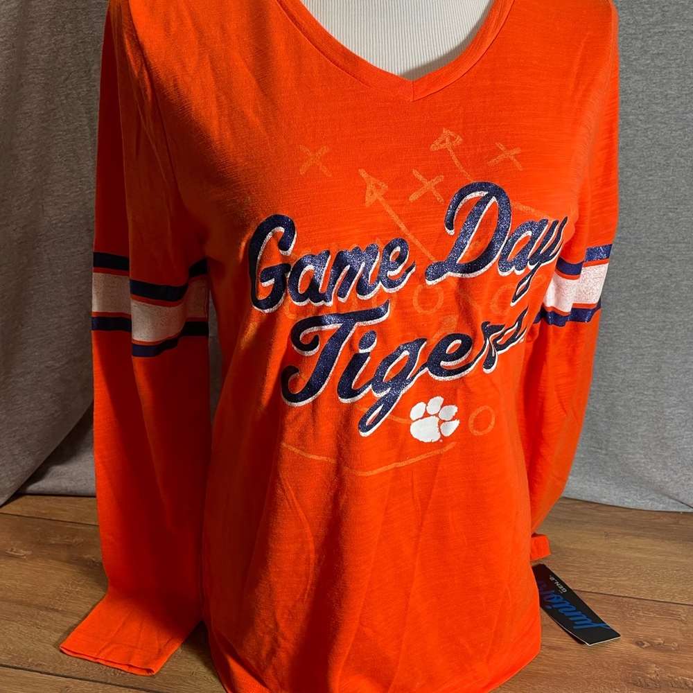 NWT- Clemson Tigers Juniors Long Sleeve Shirt NWT